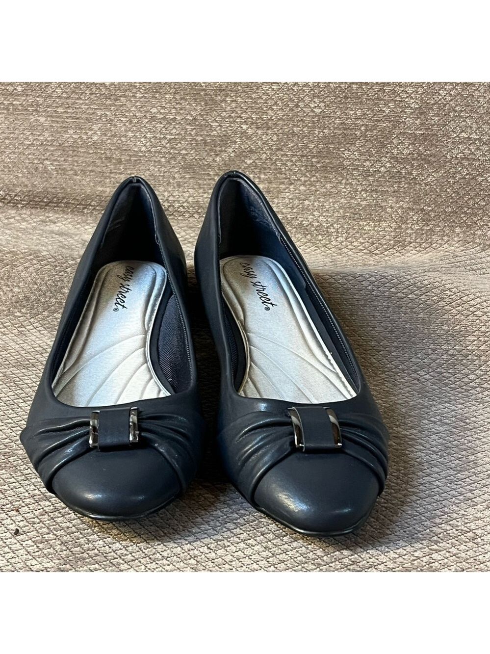 Easy Street Elouise Navy Blue Women's Shoes size 8 like new